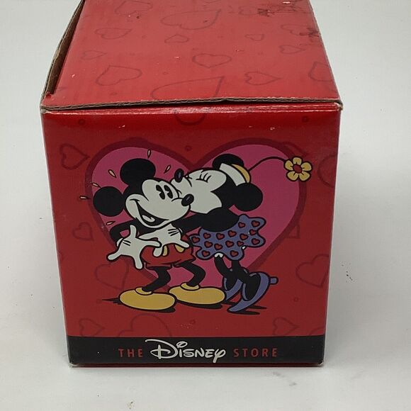 The Disney Store Coffee Mug Tea Cup Mickey Minnie Kissing Hearts Smack Valentine - Picture 12 of 12
